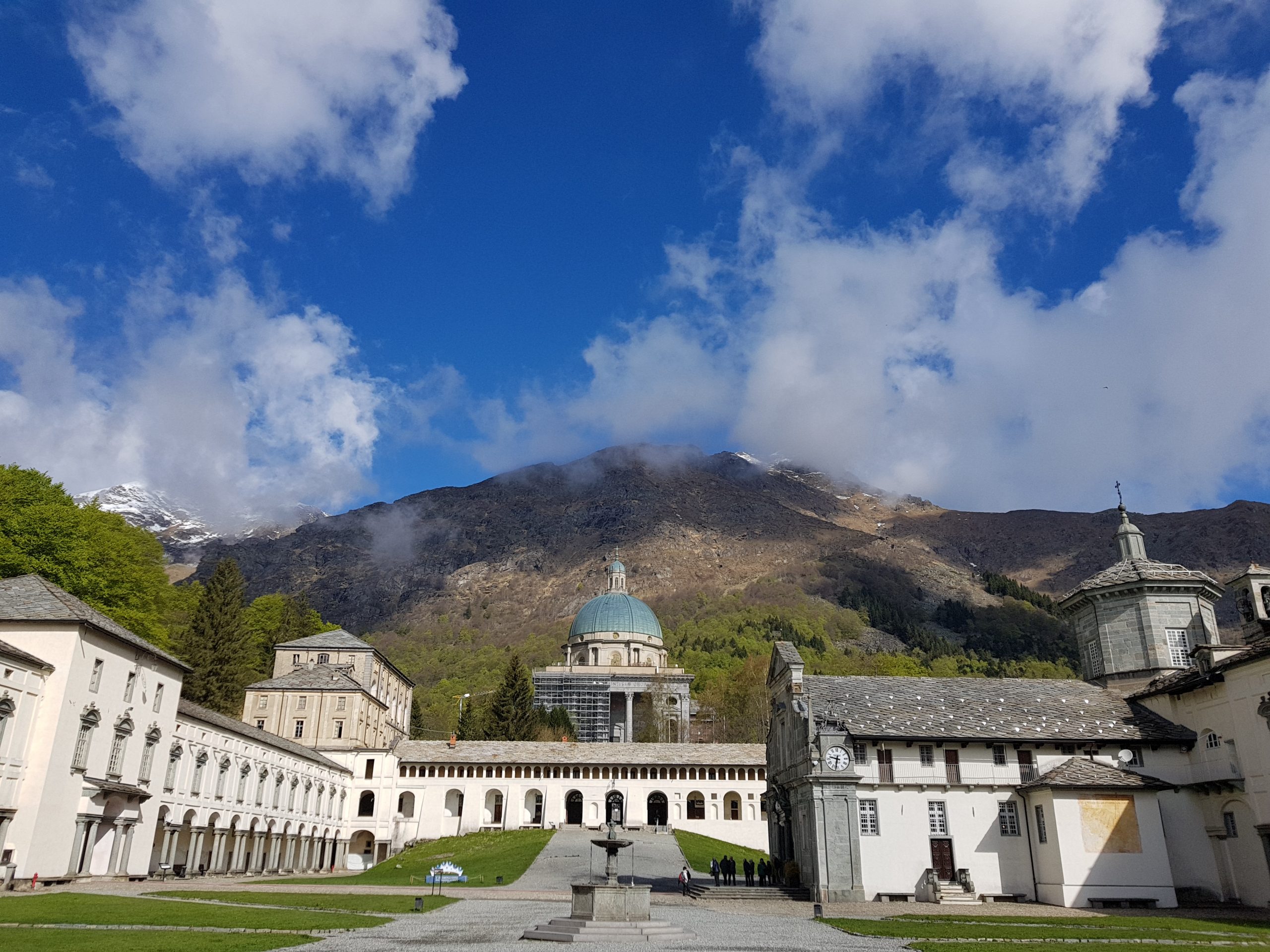 Perché fermarsi a mangiare (e pensare) a Oropa